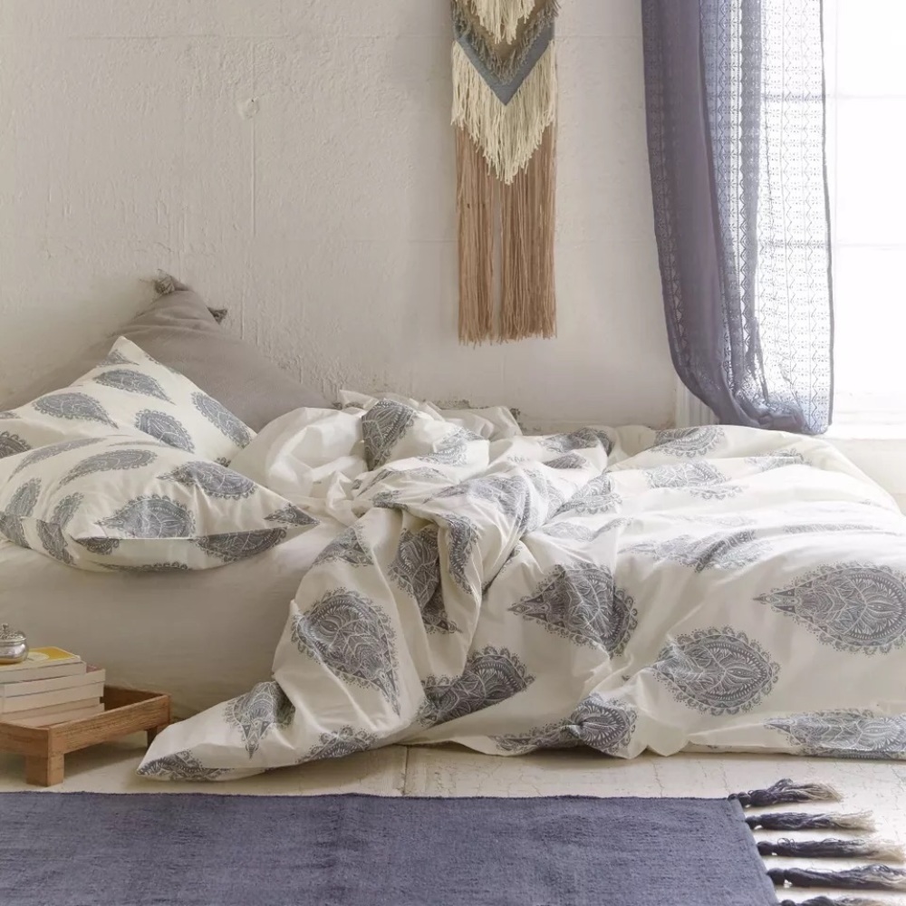 Urban Outfitters Plum & Bow Cato Henna Duvet Cover Full/Queen Z526-9